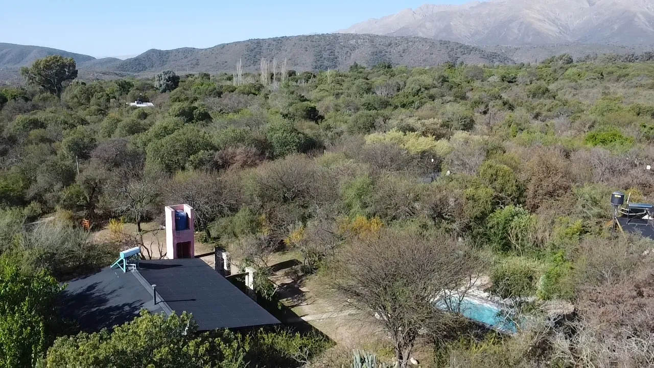 En Venta Casa en Terreno 2.500m2 con Pileta, Escritura!! en Las Chacras de Villa de Las Rosas, Traslasierra!!
