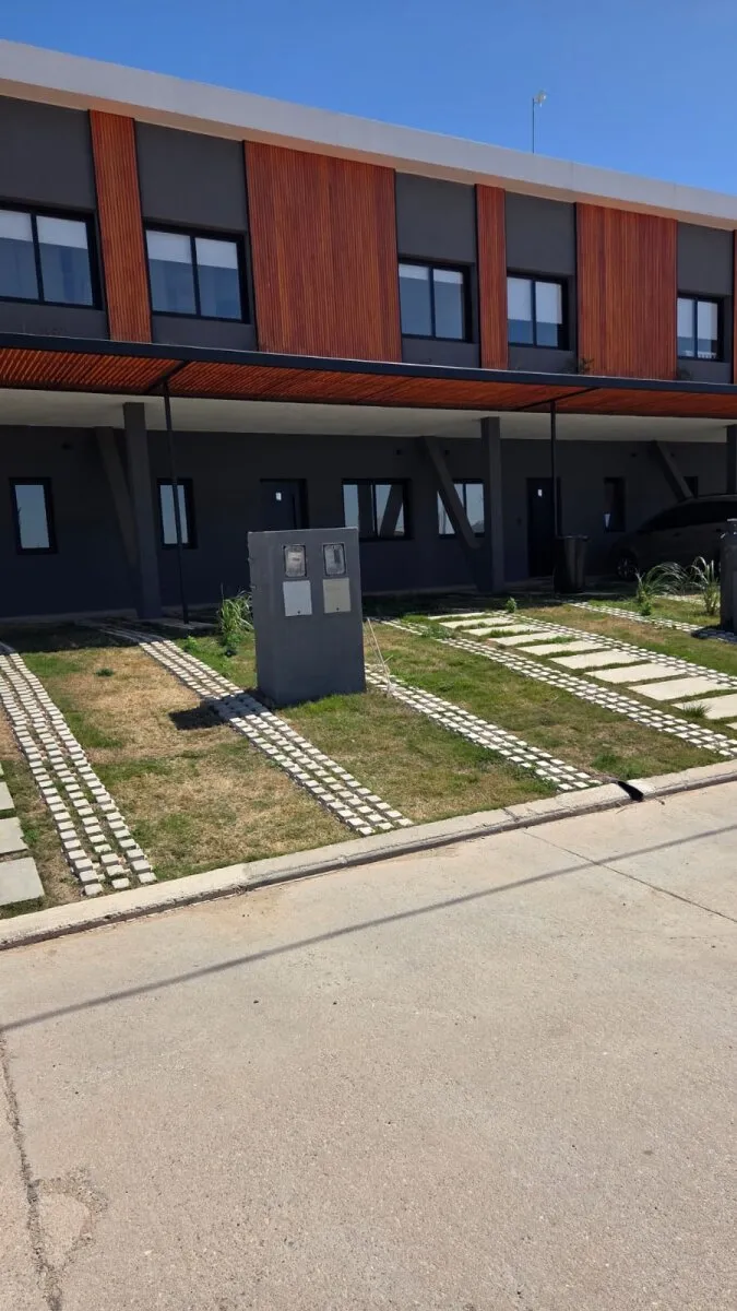 Venta Duplex Campos de Manantiales