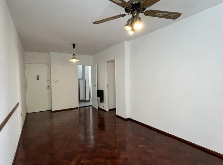 Departamento · 80m² · 5 Ambientes