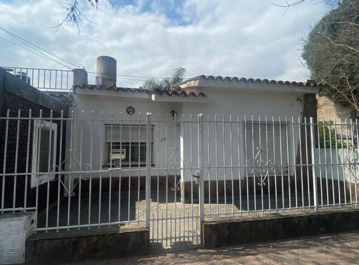Casa · 120m² · 5 Ambientes · 1 Cochera