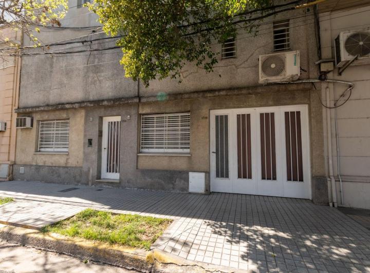 Casa · 160m² · 4 Ambientes · 1 Cochera
