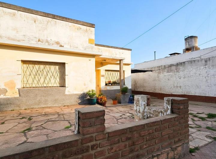 Casa · 204m² · 3 Ambientes · 1 Cochera