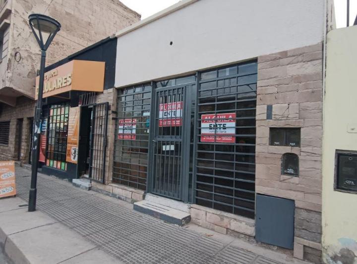 Local comercial · 70m² · 3 Ambientes