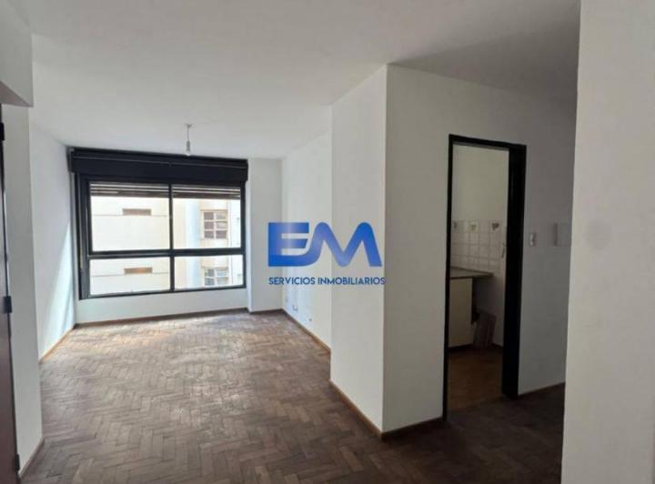 Departamento · 70m² · 4 Ambientes · 1 Cochera