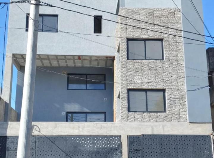 Departamento · 50m² · 2 Ambientes · 1 Cochera