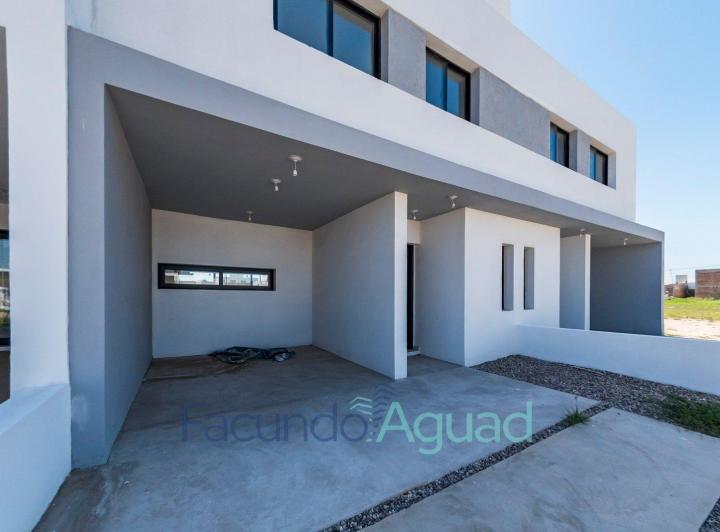 Casa · 125m² · 3 Ambientes · 1 Cochera