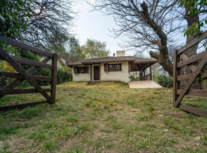 Casa · 110m² · 5 Ambientes · 1 Cochera