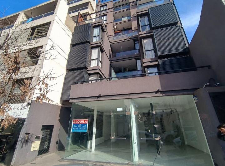Local comercial · 48m²