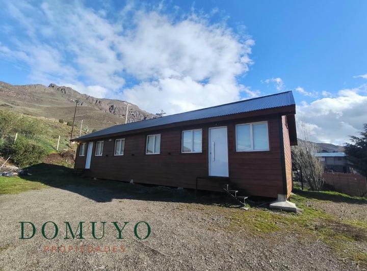 Casa · 108m² · 6 Ambientes · 2 Cocheras