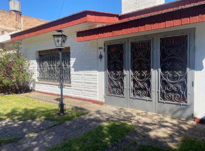 Casa · 154m² · 9 Ambientes · 1 Cochera