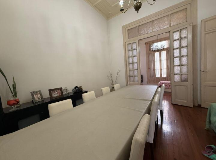 Casa · 315m² · 4 Ambientes · 3 Cocheras