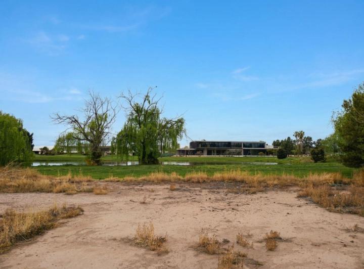 Terreno · 1138m²