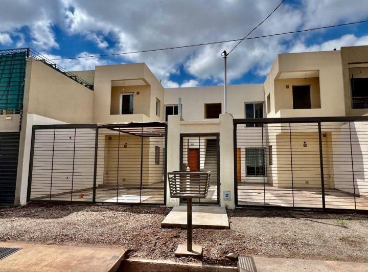 Departamento · 68m² · 4 Ambientes · 1 Cochera
