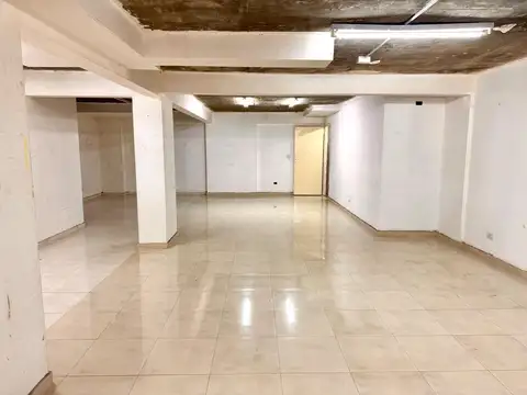 Local en Venta en Flores, Capital Federal