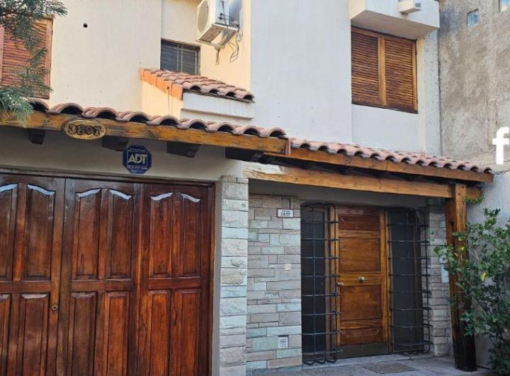 Casa · 133m² · 1 Ambiente · 1 Cochera