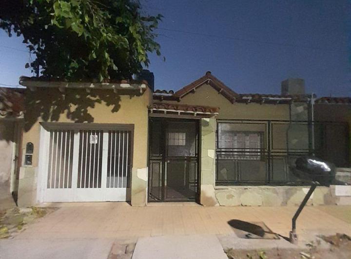 Casa · 188m² · 5 Ambientes · 1 Cochera