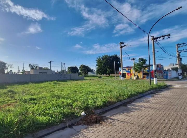 Terreno · 472m²