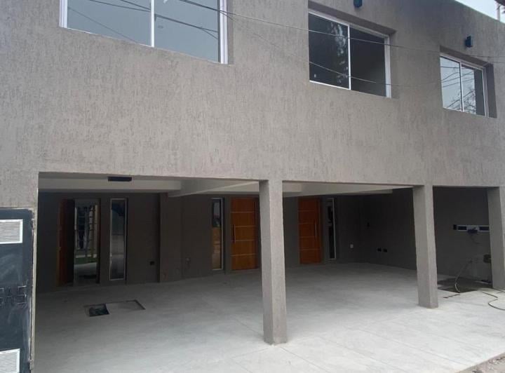PH · 65m² · 6 Ambientes · 1 Cochera