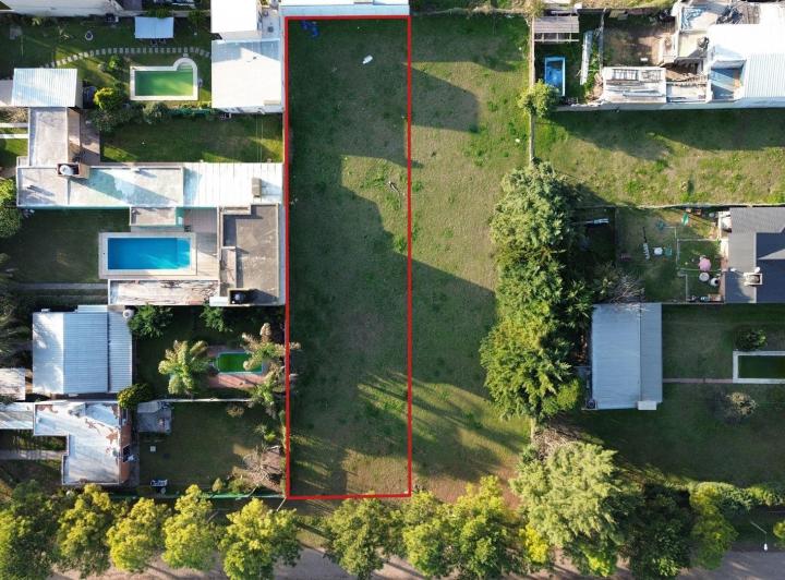Terreno · 825m²