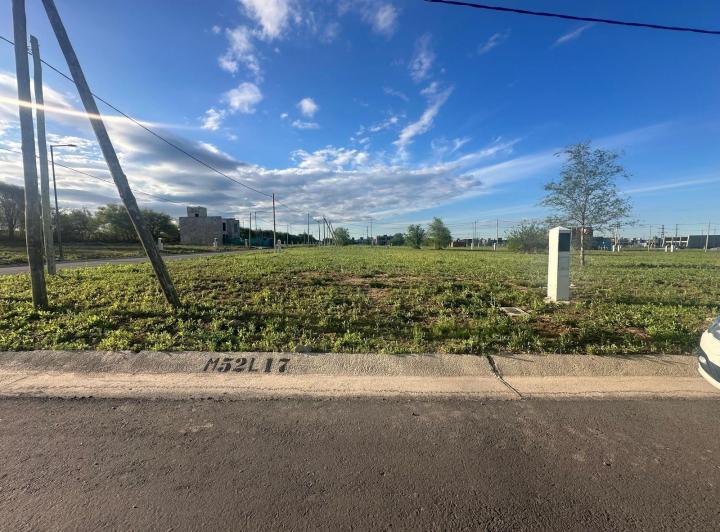 Terreno · 300m²