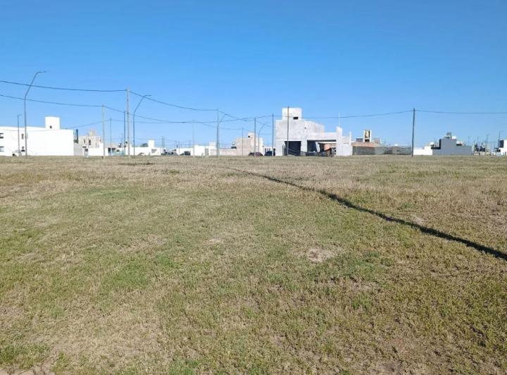 Terreno · 405m²
