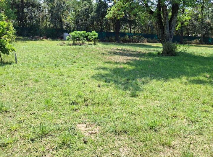 Terreno · 1530m²