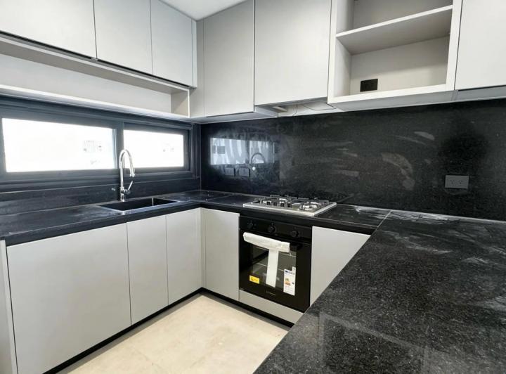 PH · 180m² · 2 Dormitorios