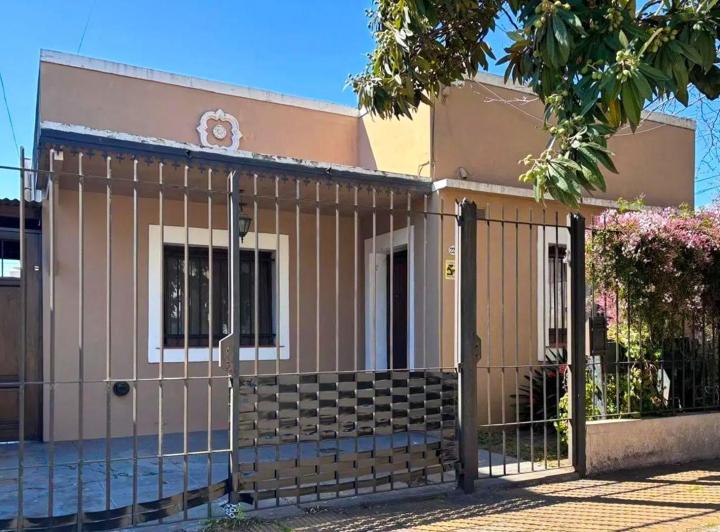 Casa · 80m² · 3 Ambientes · 1 Cochera