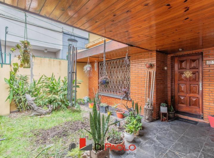 Casa · 106m² · 4 Ambientes · 1 Cochera