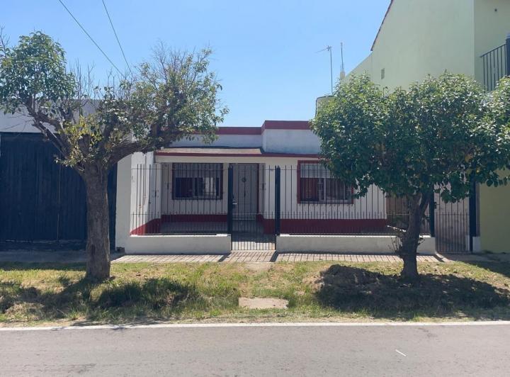 Casa · 141m² · 4 Ambientes · 1 Cochera