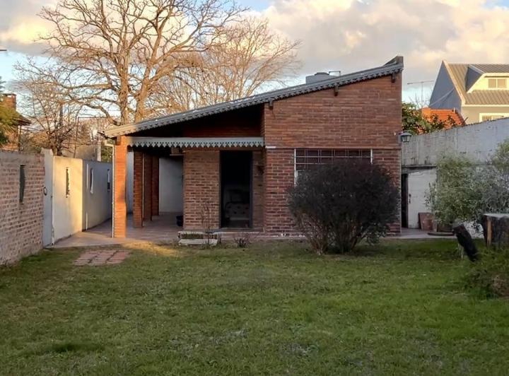 Casa · 90m² · 2 Dormitorios