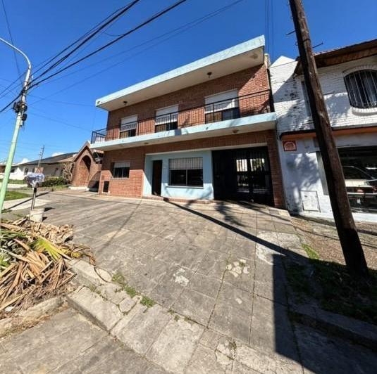 Casa · 160m² · 4 Ambientes