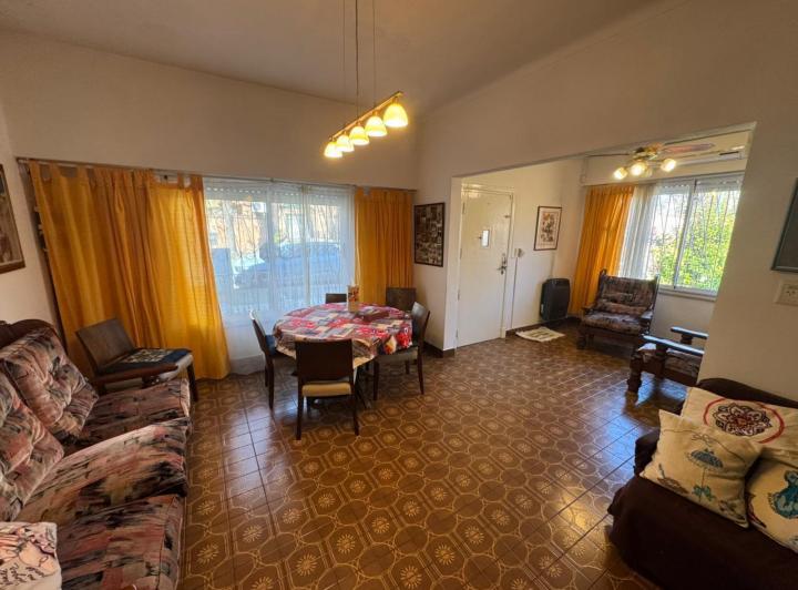 Casa · 86m² · 2 Ambientes · 1 Cochera