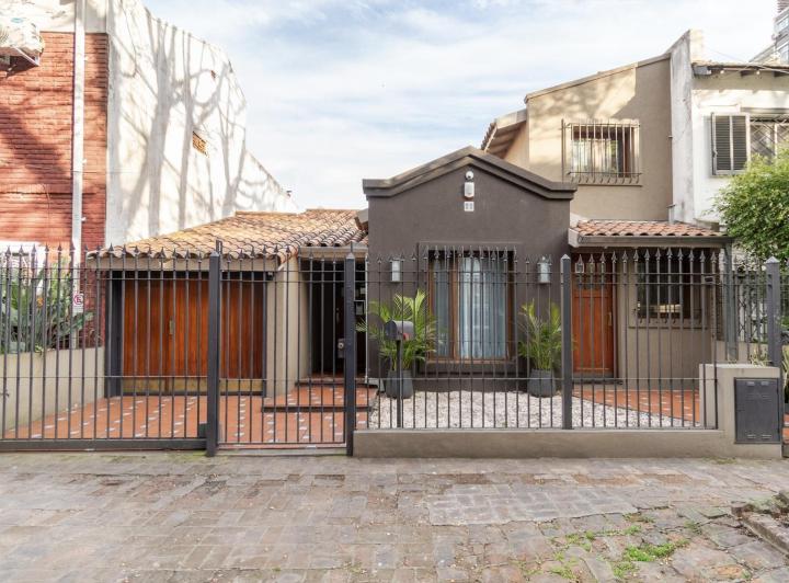 Casa · 180m² · 5 Ambientes · 1 Cochera