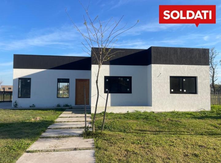 Casa · 144m² · 5 Ambientes · 2 Cocheras