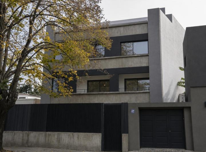 Casa · 118m² · 3 Ambientes · 2 Cocheras
