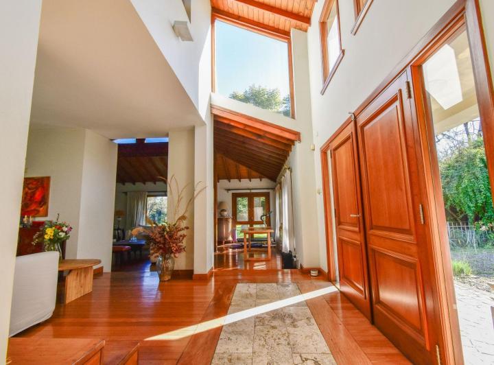 Casa · 594m² · 7 Ambientes · 3 Cocheras