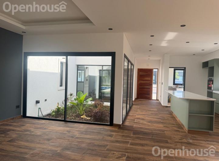 Casa · 144m² · 5 Ambientes