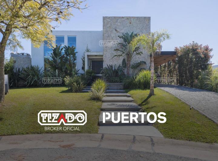 Casa · 206m² · 5 Ambientes · 1 Cochera