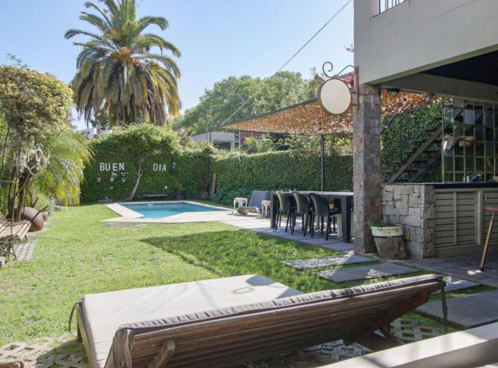 Casa · 241m² · 5 Ambientes