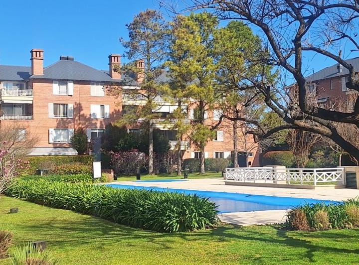 Departamento · 147m² · 4 Ambientes · 2 Cocheras