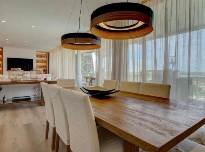 Departamento · 300m² · 4 Ambientes · 2 Cocheras