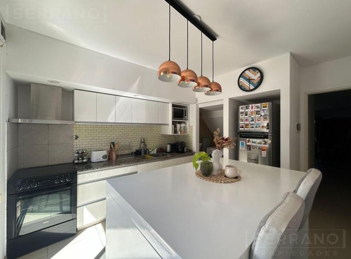 Departamento · 80m² · 4 Ambientes · 1 Cochera