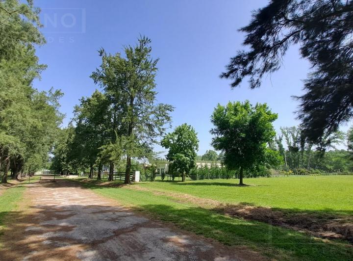 Terreno · 4494m²