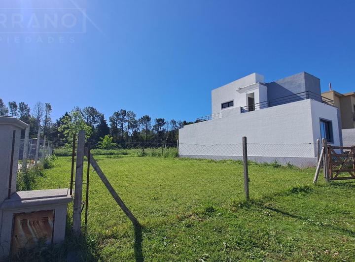 Terreno · 300m²