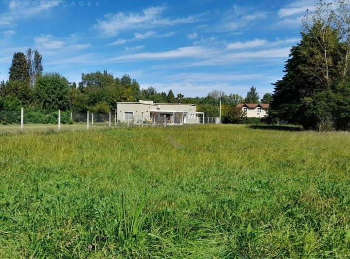 Terreno · 730m²