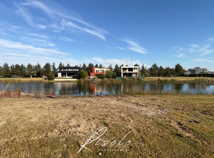 Terreno · 800m²