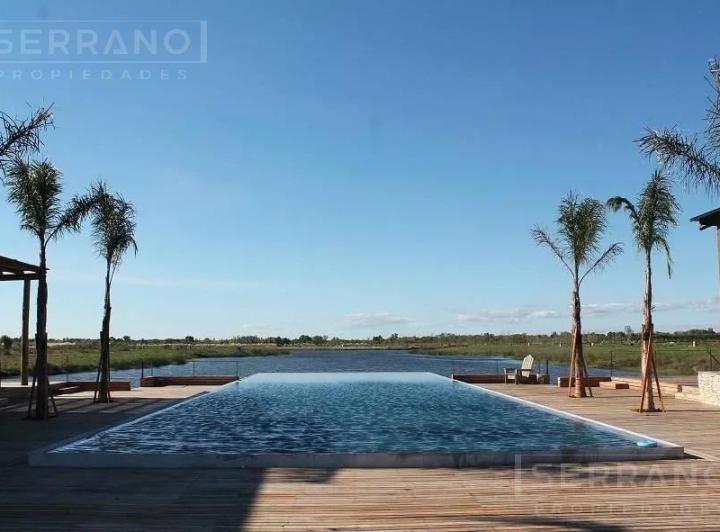 Terreno · 880m²