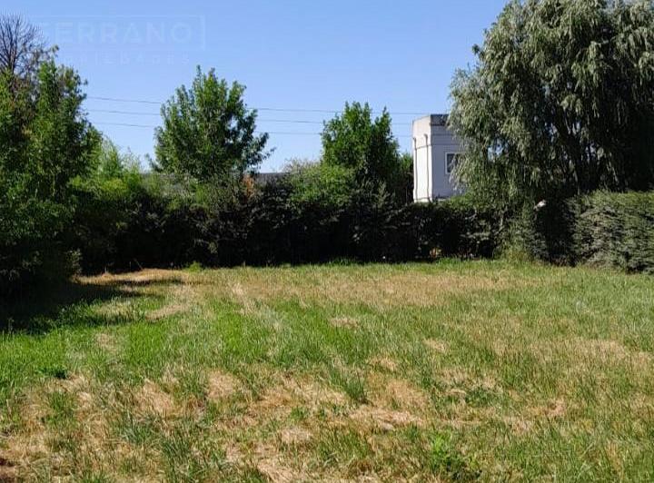 Terreno · 740m²