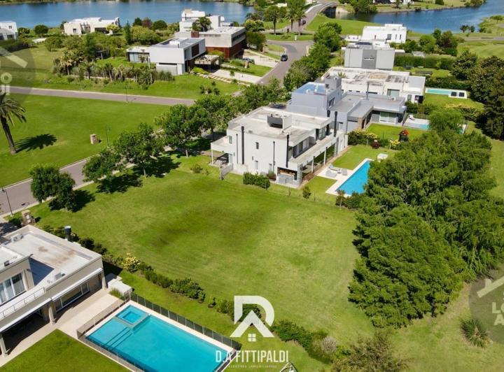 Terreno · 1126m²